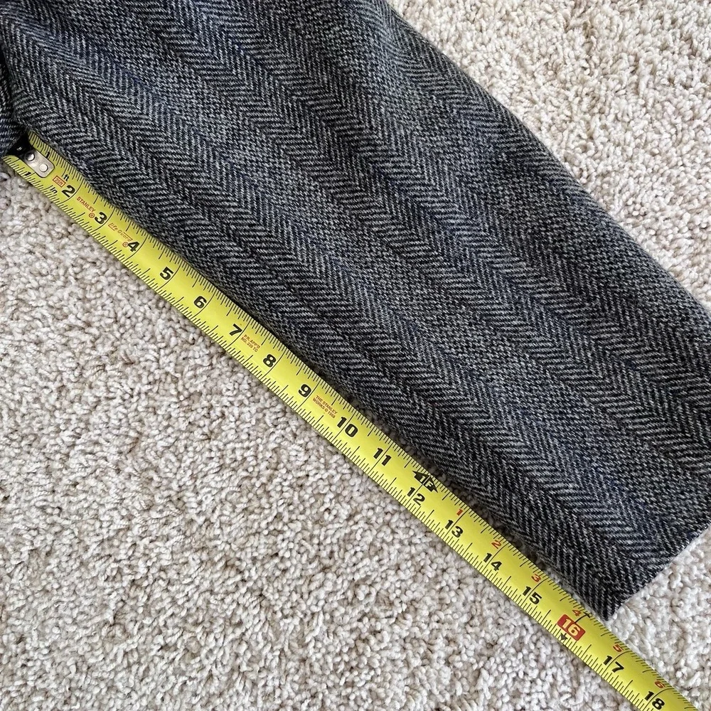 Mens Tweed Blazer Sport Coat Size 40L Wool Herringbone Gray Vintage Two Button